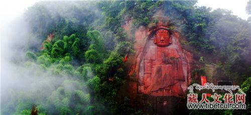 “世界第一立佛”藏四川深山 “身世”成谜