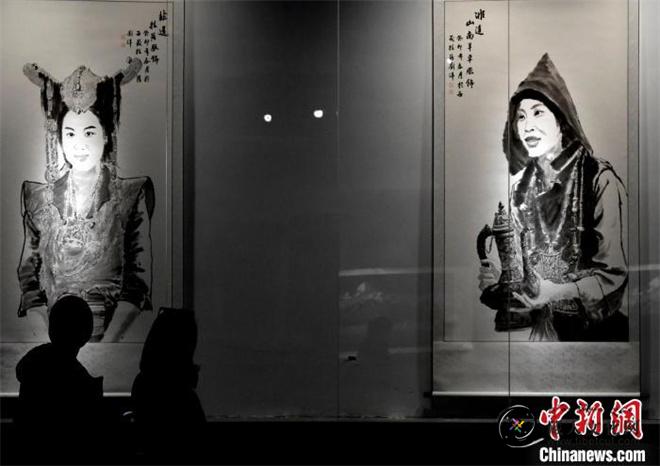 首个西藏山水国画展在拉萨举行7.jpg